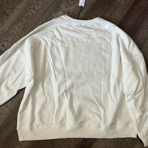 Cupcakes and Cashmere "Santa Baby" Ivory Sweatshirt-Size XL - Picture 2 of 7